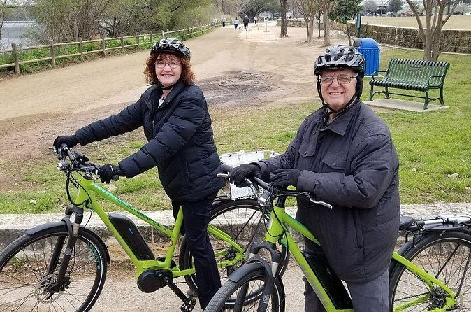 1-Hour E-Bike Rental in Austin - Option 1: Lady Bird Lake and the 10-Mile Trail Feel