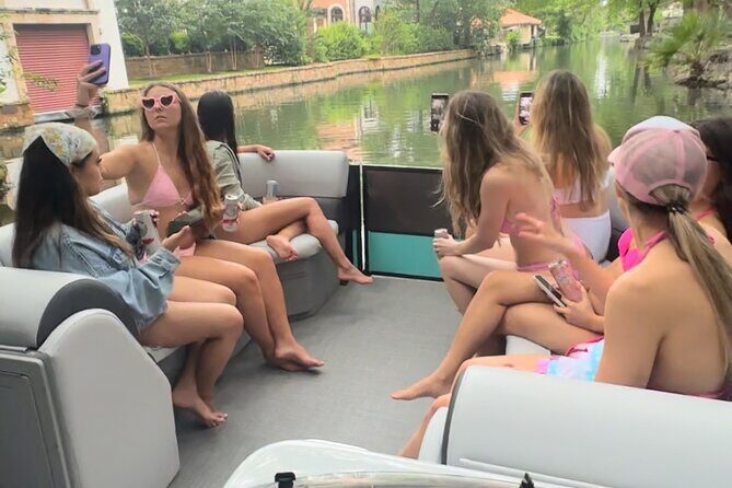 BYOB Party Boat for All Events, Bachelor(ettes), Birthdays. - Why this BYOB party boat fits Austin celebrations