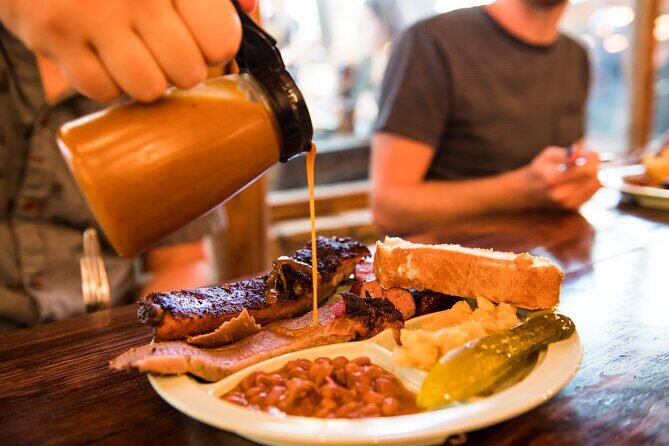 From Austin: Hill Country BBQ & Wine Shuttle - Stop 2: Fall Creek Vineyards for a structured tasting break