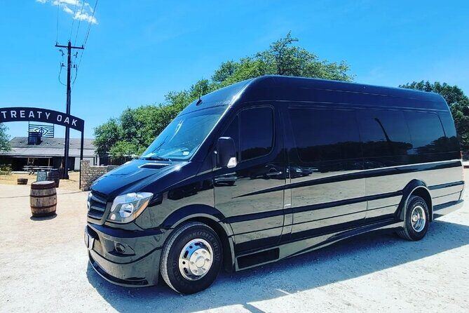 Half Day Wine Tour with Luxury Limousine in Austin - Three Hill Country Wineries in One Tight 5-Hour Rhythm