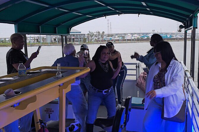 Lake Travis Party Boat and Swimming - Key things to know before you go